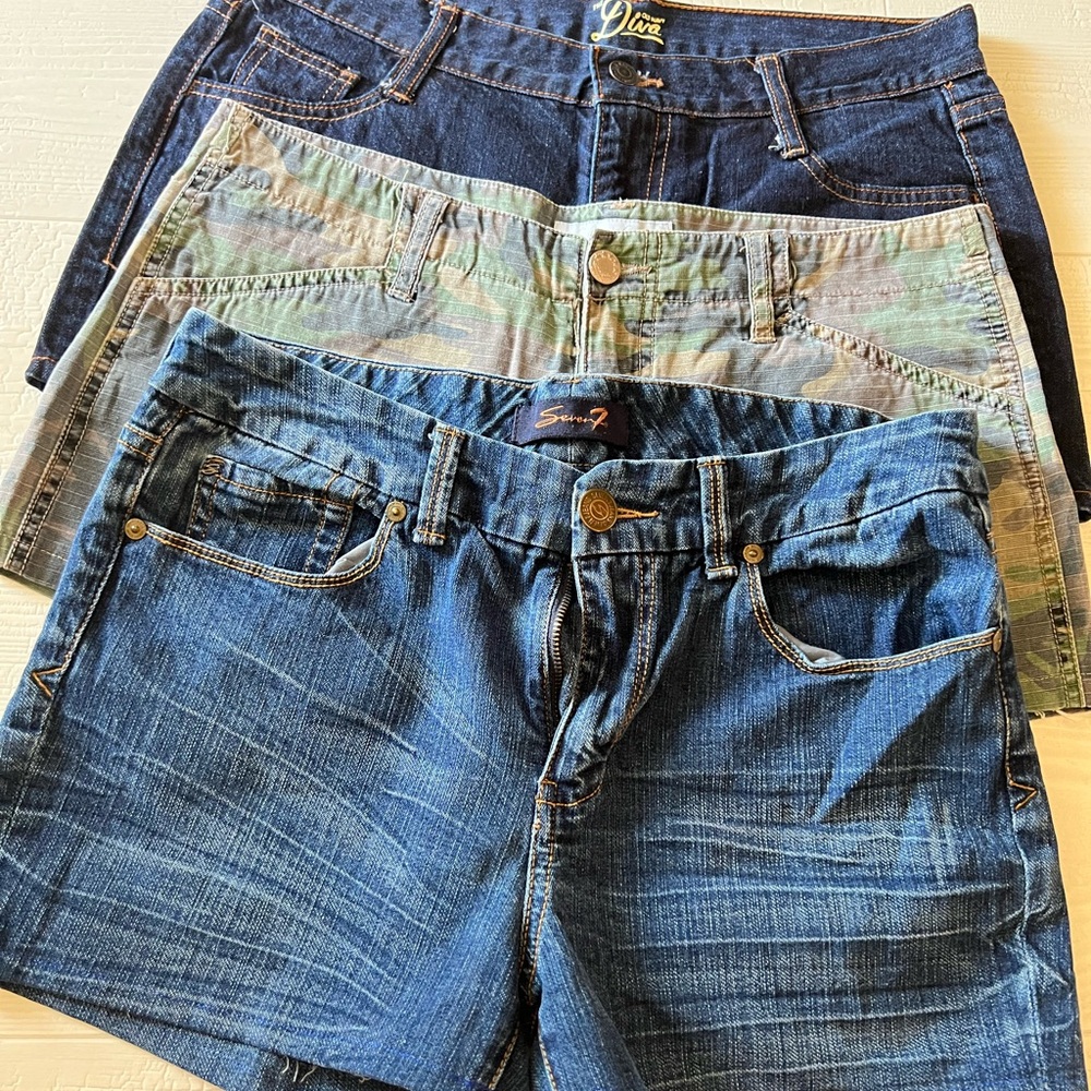 Assortment of shorts: Old Navy Charlotte Russe, seven7
